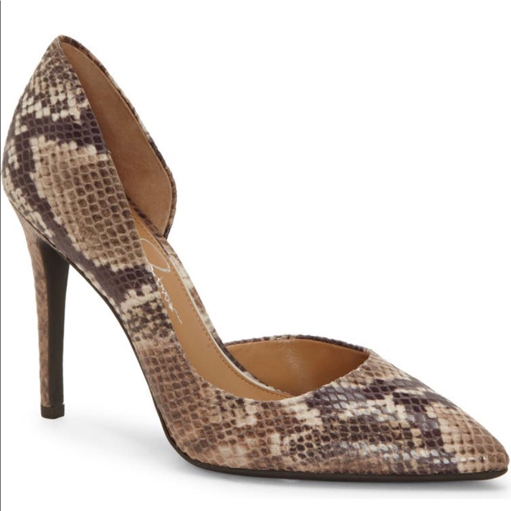 NEW Jessica Simpson Pheona Pump in Totally Taupe